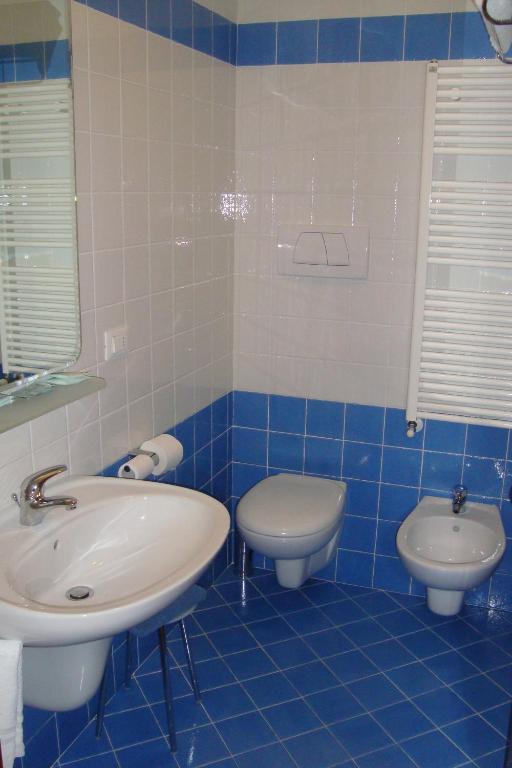 לידו די ג'סולו Hotel Ivana חדר תמונה